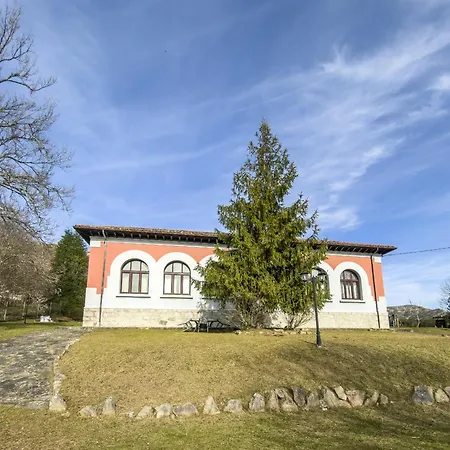 Escuelas De Collia D At-1537-as 度假居 阿里翁达斯